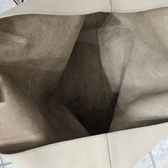 Alexander McQueen Skull Shoulder Tan Pebbled Leather Tote Bag